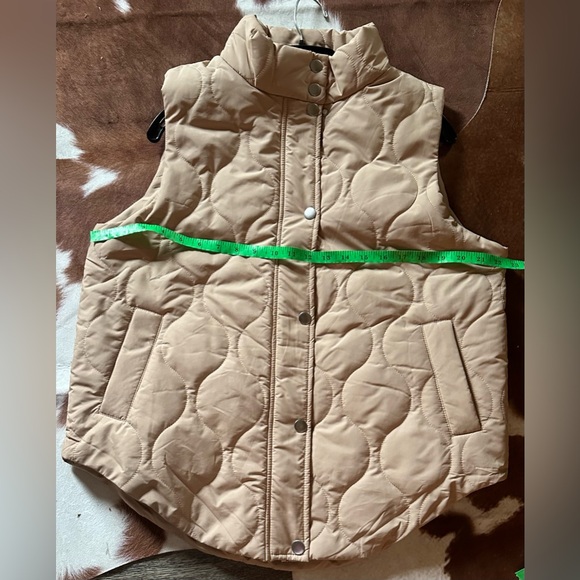 Tan Quilted Vest - Picture 8 of 11
